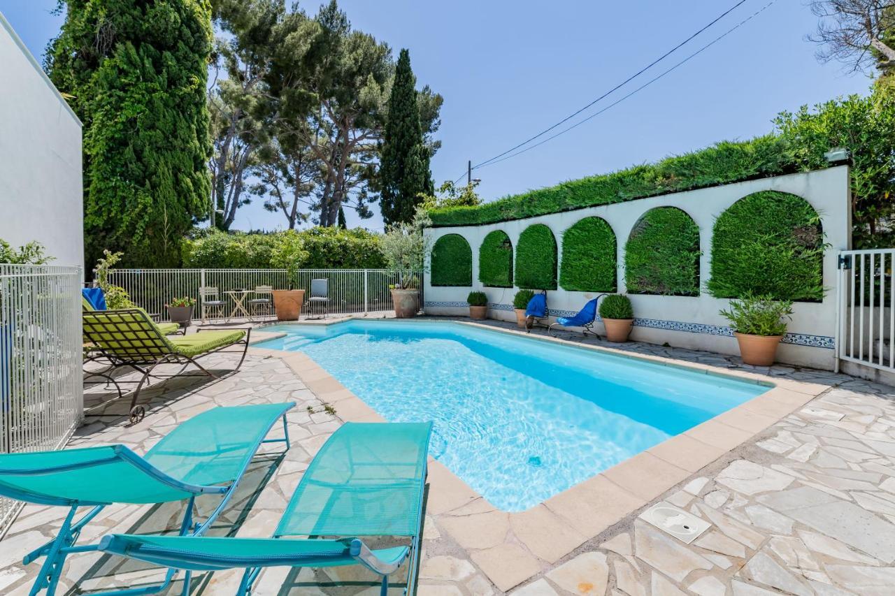 Le Patio Des Mimosas Par Dodo-A-Cassis Bed & Breakfast Bagian luar foto